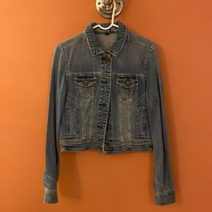 American Eagle medium wash denim jacket size medium